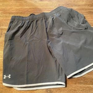 Under ARMOUR Mens Shorts XXL